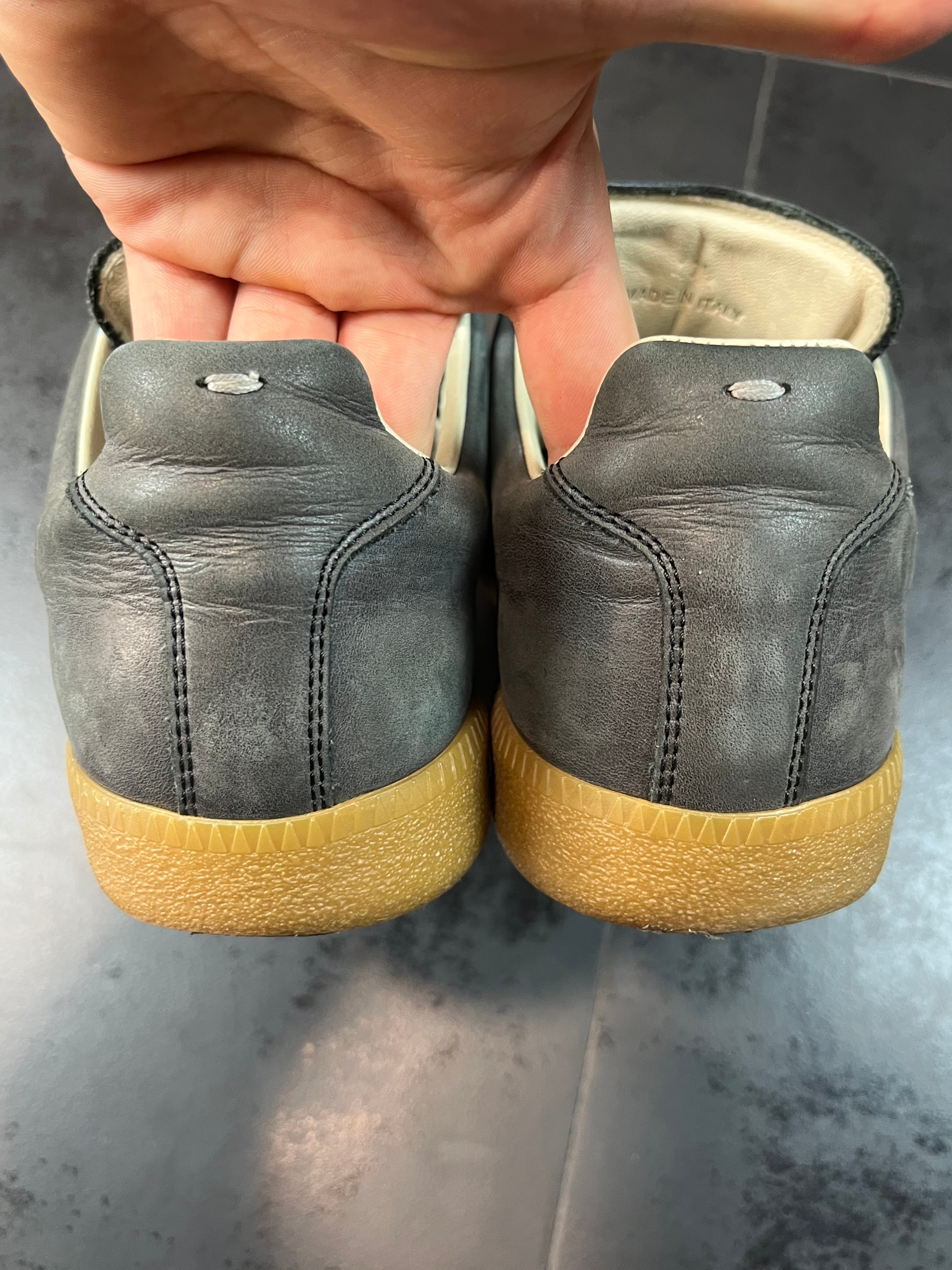 Maison Margiela "Replica" Gats Paint Splatter