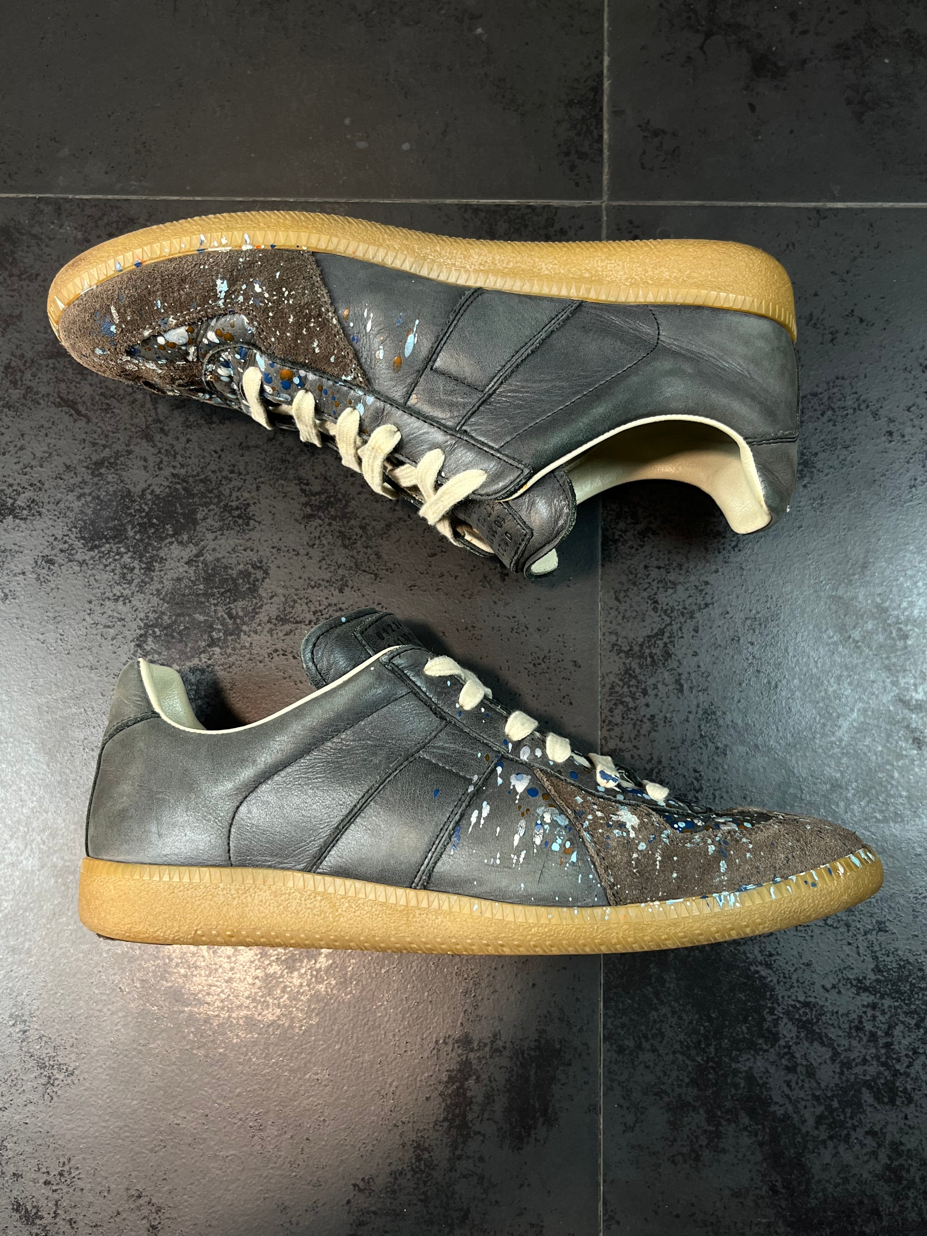 Maison Margiela "Replica" Gats Paint Splatter