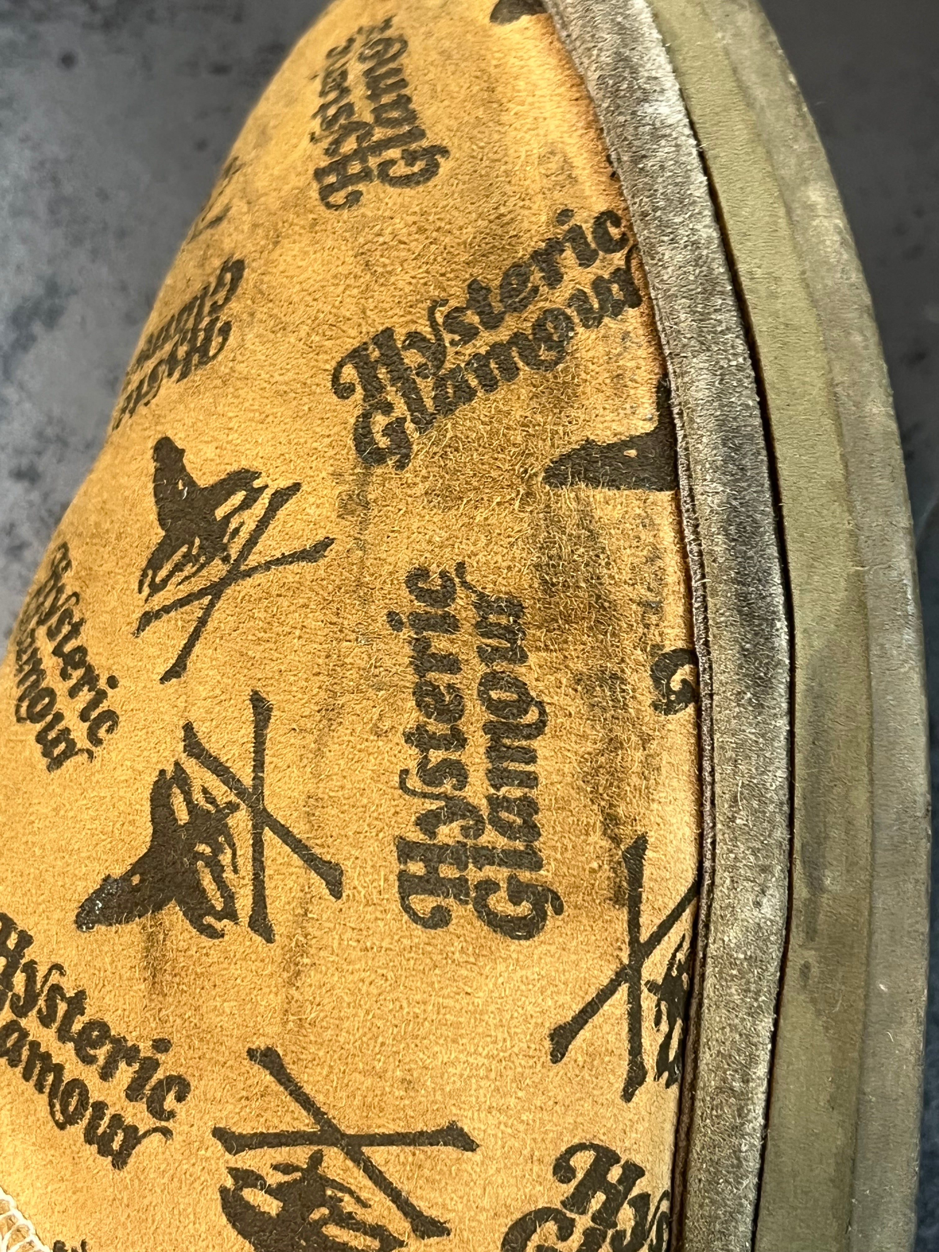 Hysteric Glamour “Ugg”-Like Shearling Boots