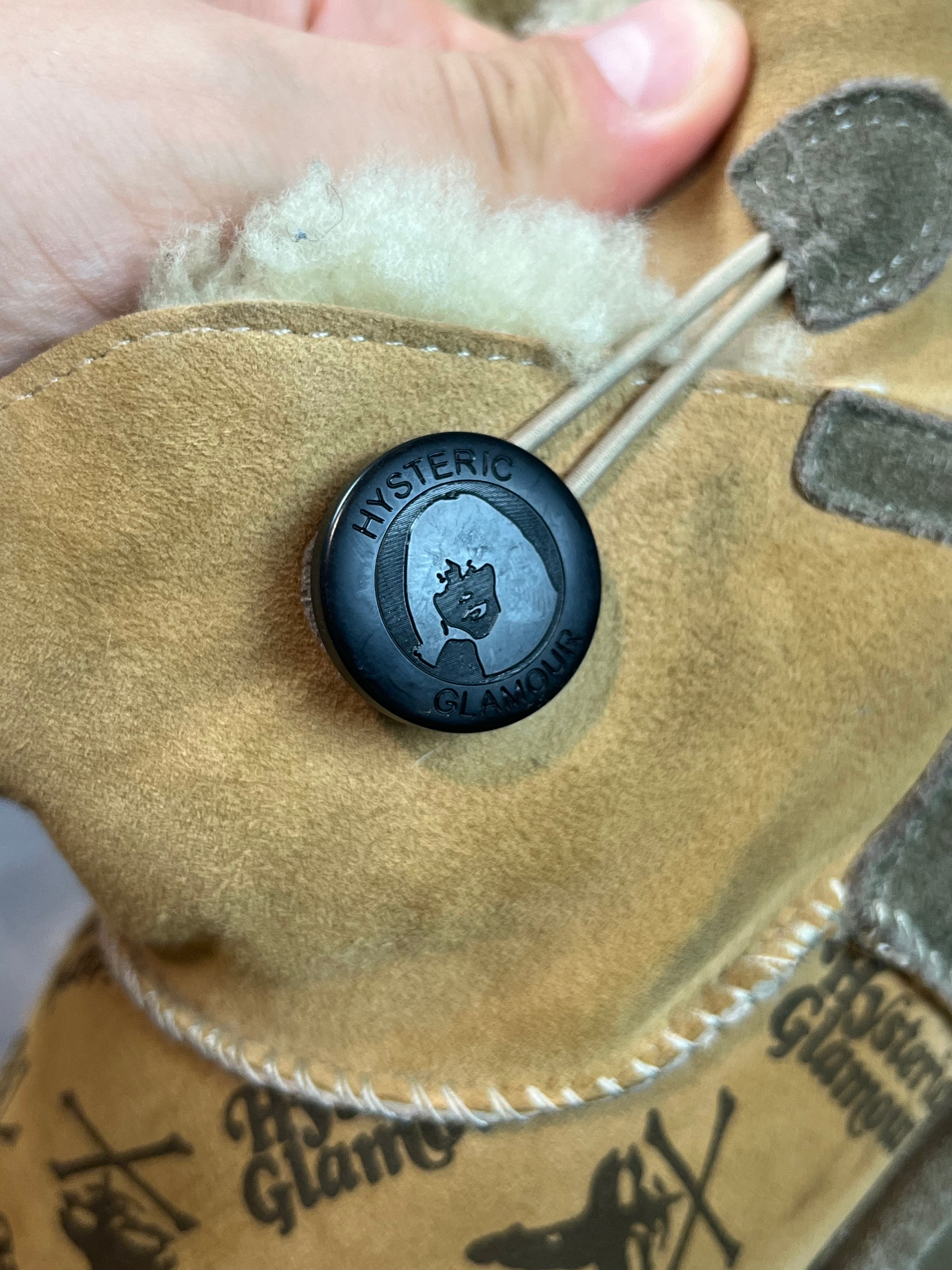 Hysteric Glamour “Ugg”-Like Shearling Boots