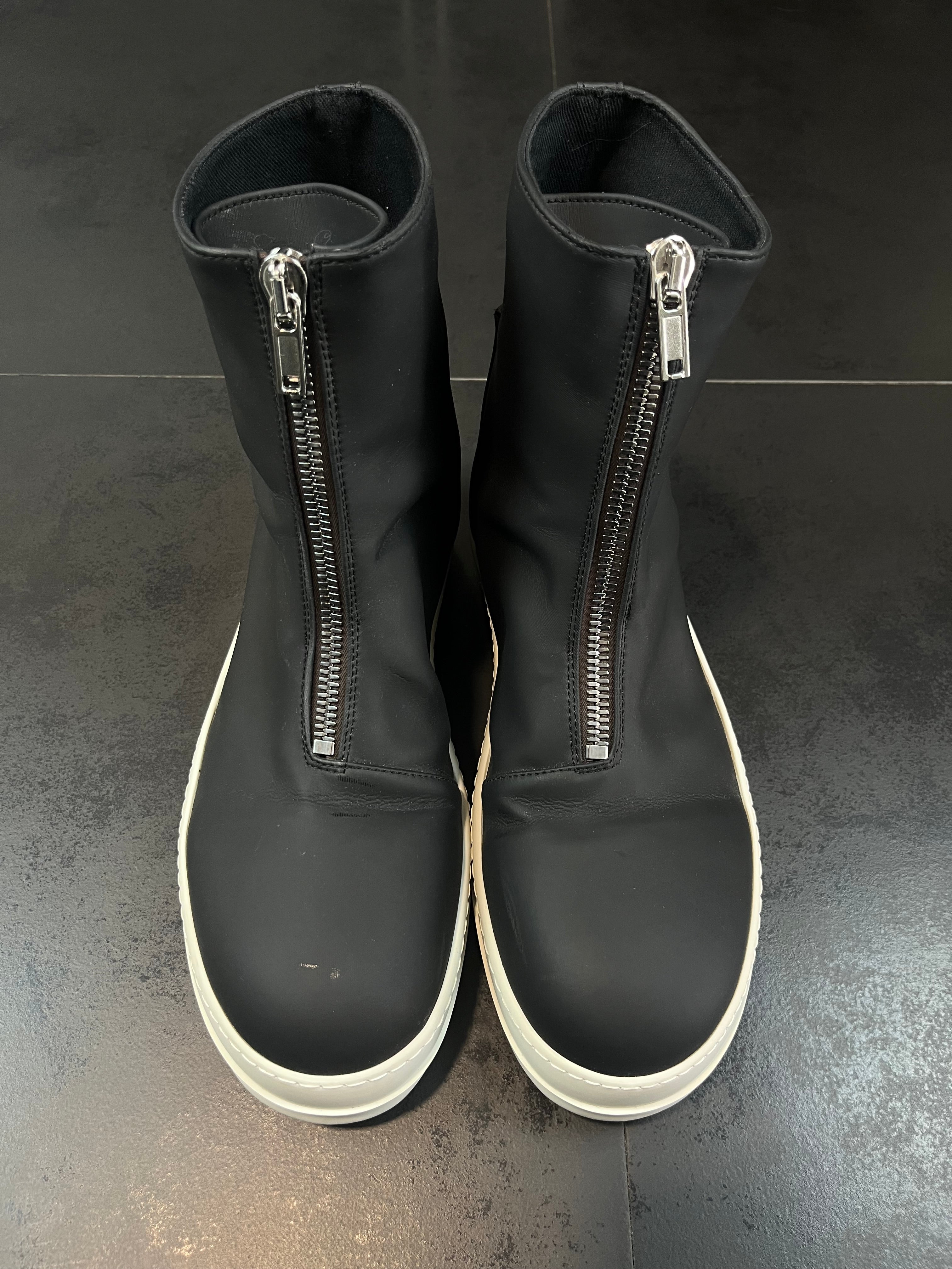 AW20 Rick Owens Drkshdw “Zip Front Sneaks”