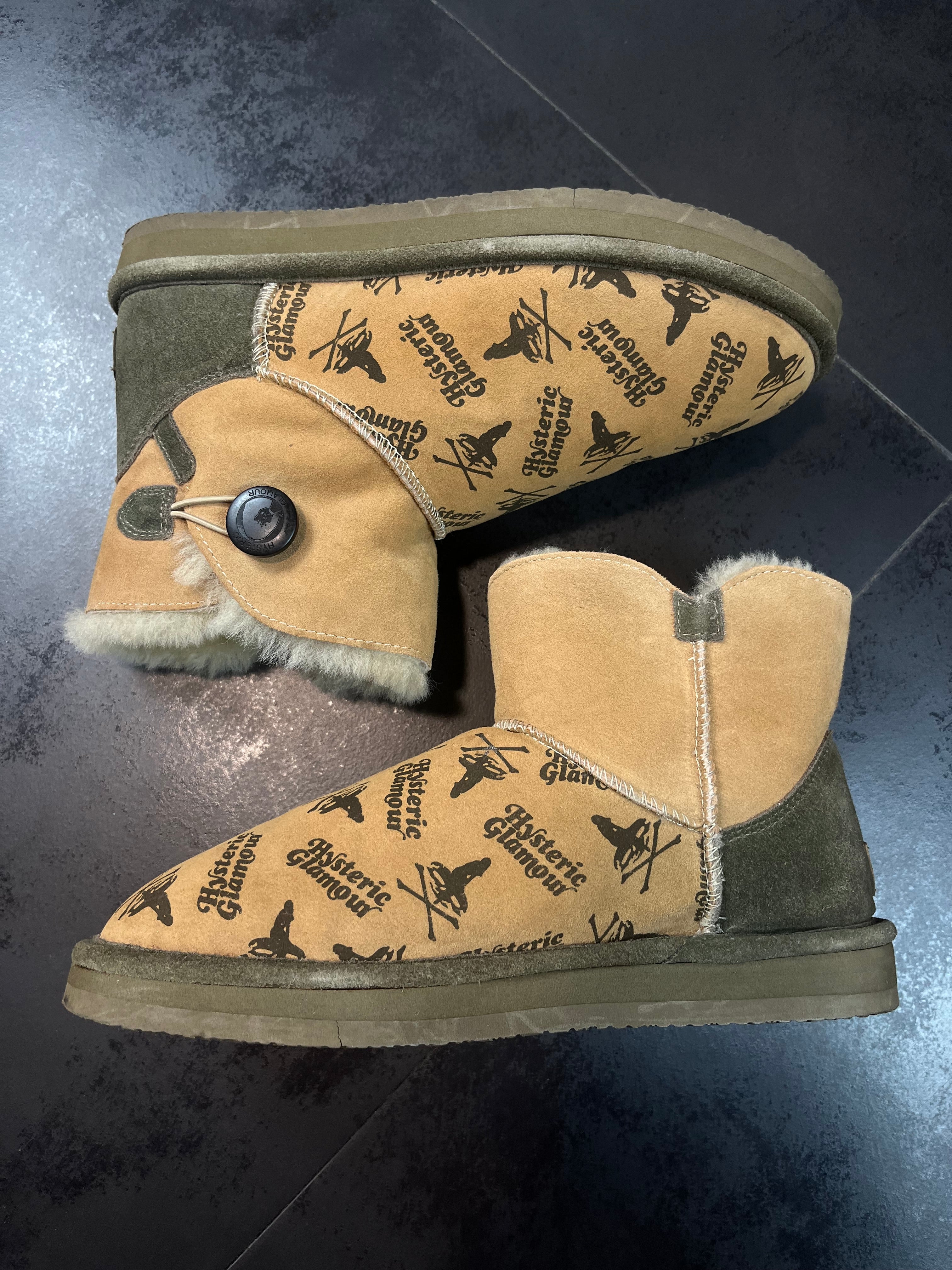 Hysteric Glamour “Ugg”-like shearling boots